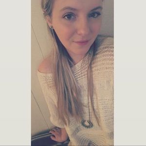 Meet your Posher, Stefania